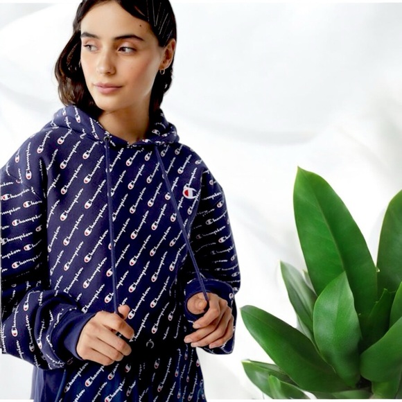 Champion Women's Reverse Weave All Over Print Cropped Hoodie Boxy Fit - Picture 5 of 16